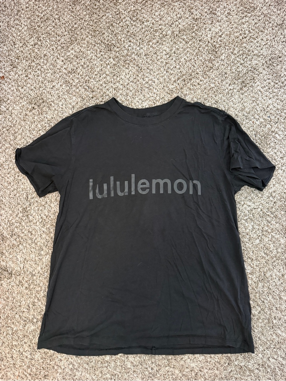 lululemon athletica Men's Black Logo Short Sleeve Tee